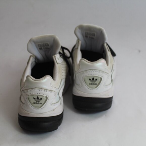 Women's Adidas Retro Fit Sneakers U.S. Size 6 - Preloved - Picture 13 of 16